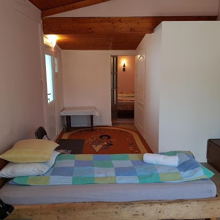 דבה Hompot Accommodation מראה חיצוני תמונה