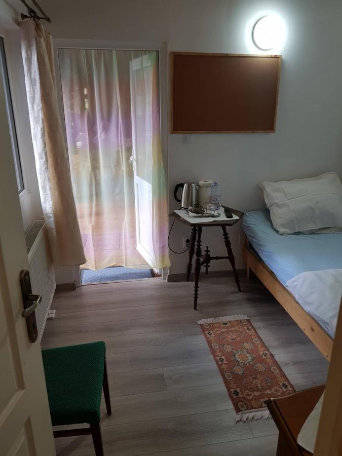 דבה Hompot Accommodation מראה חיצוני תמונה