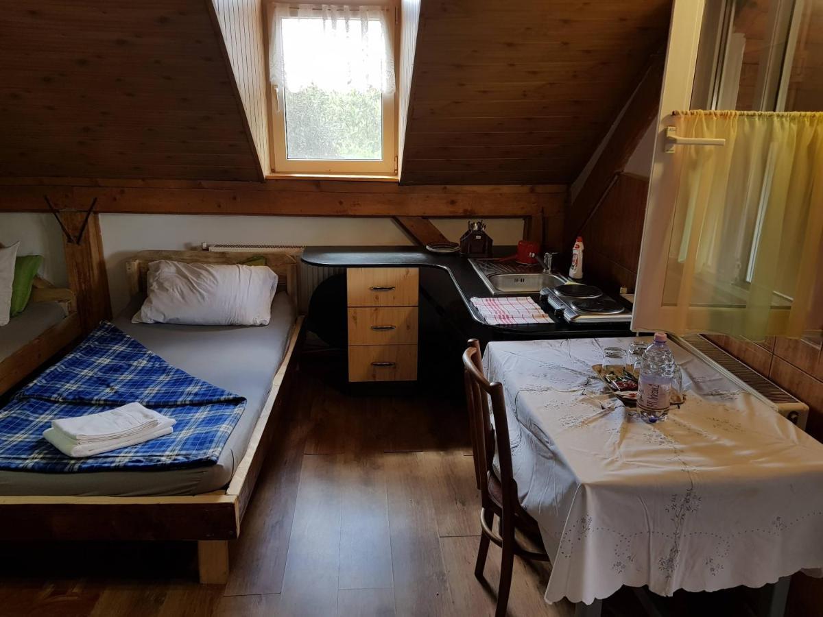 דבה Hompot Accommodation מראה חיצוני תמונה